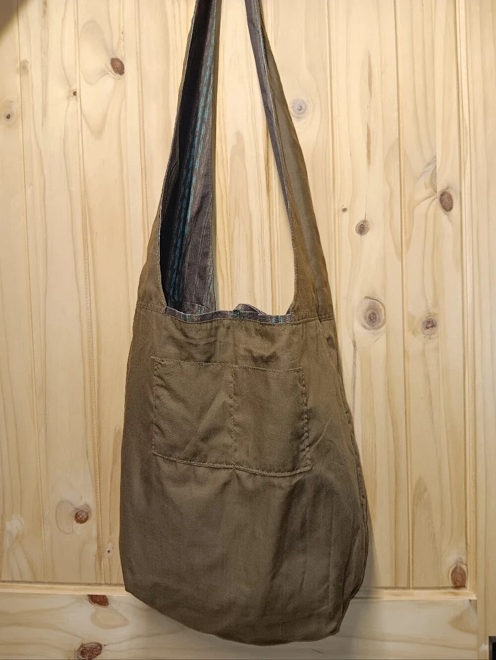 Universal Threads Boho Crossbody Hobo Bag NWOT
